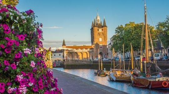 Self guided tour with interactive city game of Zierikzee