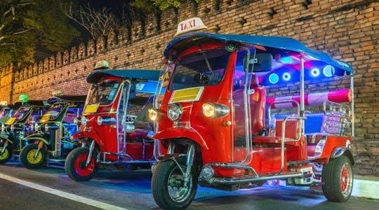 Chiang Mai temples and night market tuk-tuk tour