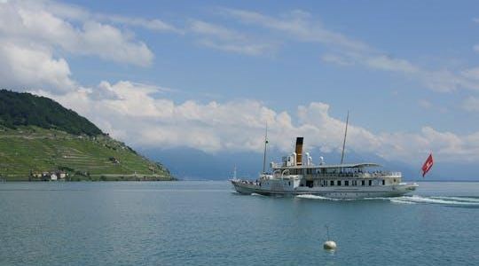 Cruise to discover the Lavaux vineyards and the Montreux-Vevey region from Lausanne