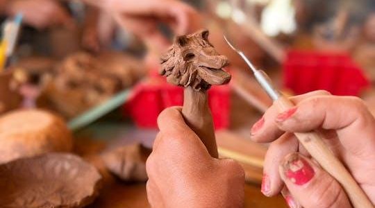 Pottery guided workshop in Marrakech with Moroccan tea