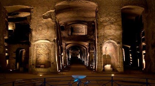 Guided tour of the Catacombs of San Gennaro