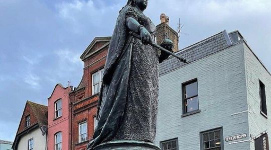 Uncover the House of Windsor on a self-guided audio tour