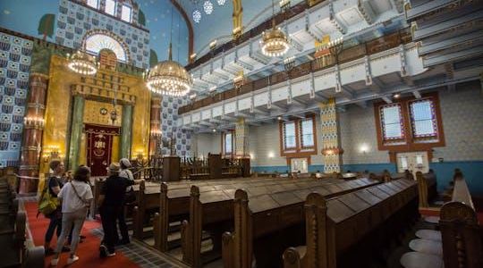 Jewish cuisine and cultural walk in Budapest