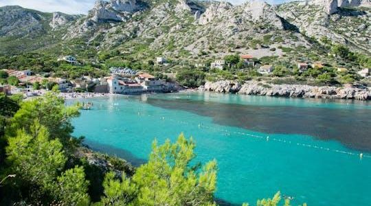Full day e-bike tour in Calanques and Marseille city