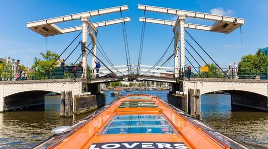 Moco Museum and 1-hour Amsterdam canal cruise