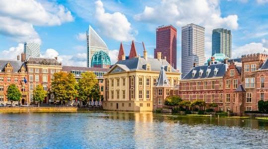 Self guided tour with interactive city game of The Hague