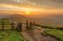Derbyshire, Peak District and Peak’s Cavern Tour from Manchester