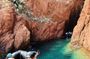 Boat & snorkeling trip to the Esterel Calanques from Cannes