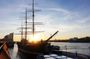Hamburg morning tour with Reeperbahn, harbor and fish market