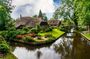 Day Trip to Giethoorn, Authentic Boat Cruise and Walking Tour