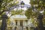 Garden District secrets and scandals small group tour