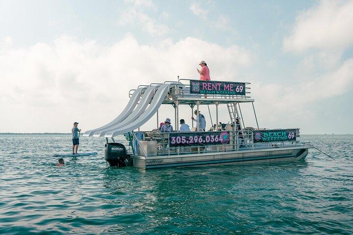 Double Decker Pontoon Boat with 3 Slides up to 15 People - Evendo