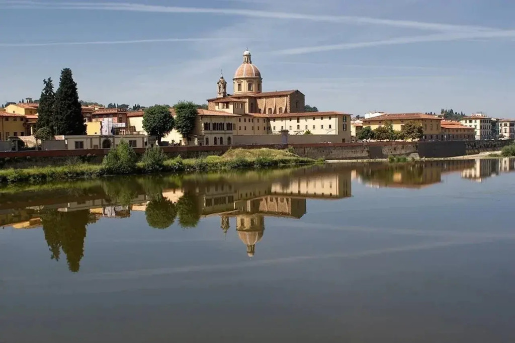 Discover the charm of Florence at Hotel Unicorno, your cozy home away from home with easy access to iconic attractions and local cuisine.