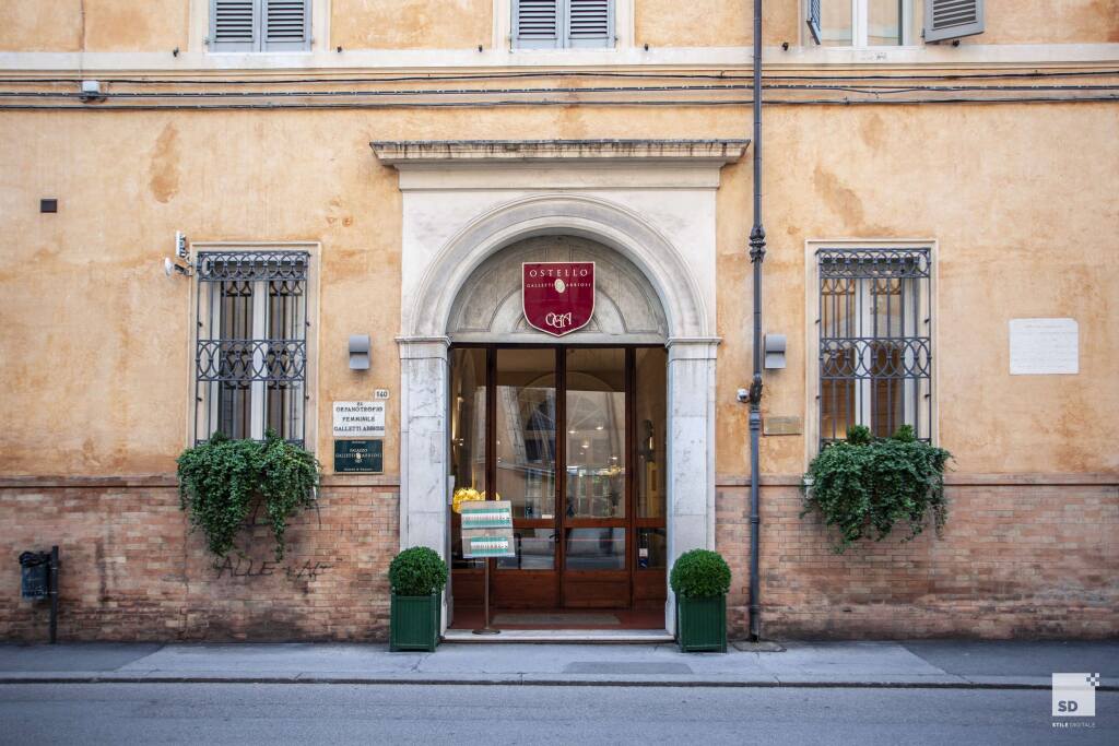 Experience the charm of Ravenna at Palazzo Galletti Abbiosi - a centrally located hostel with top-notch amenities and local attractions.