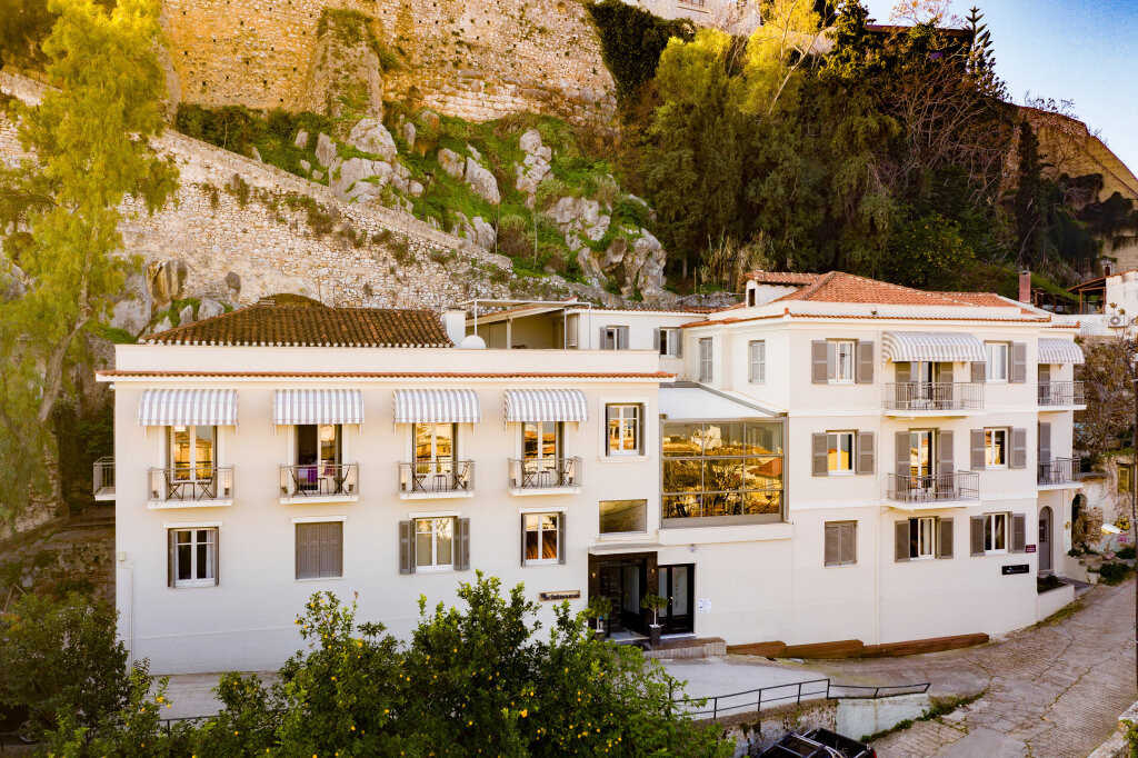 Experience comfort and convenience at Leto Nuevo Hotel in Nafplio, where every stay feels like home amidst Greece's historical beauty.