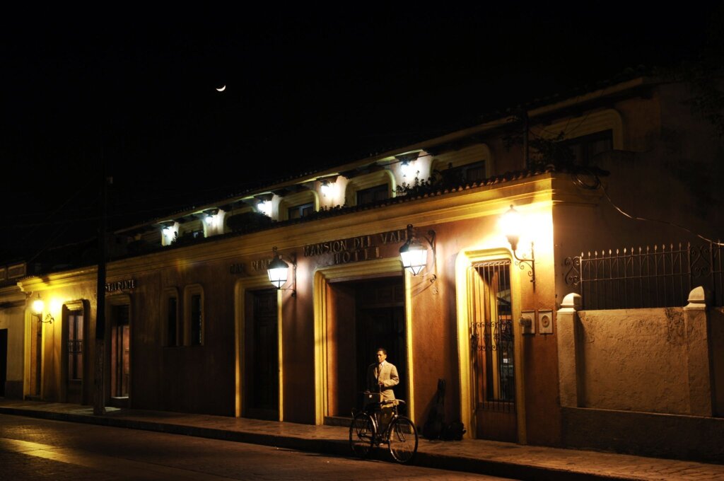 Experience comfort and convenience at Hotel Mansion del Valle, located in the heart of San Cristobal de las Casas, perfect for travelers and tourists alike.