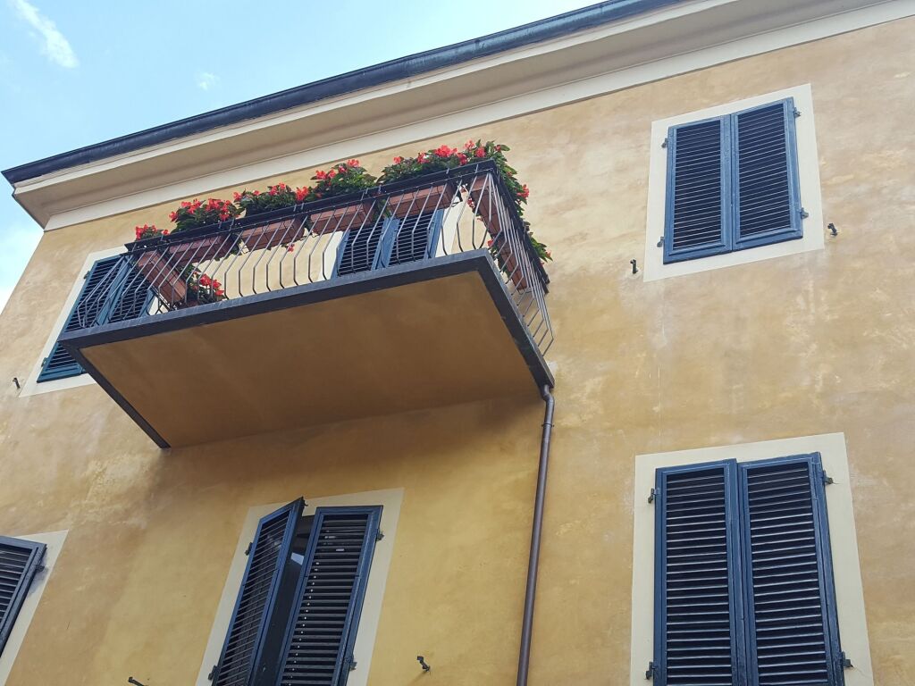 Experience the heart of Lucca at Albergo San Martino, where comfort meets convenience in a vibrant city center setting ideal for all travelers.