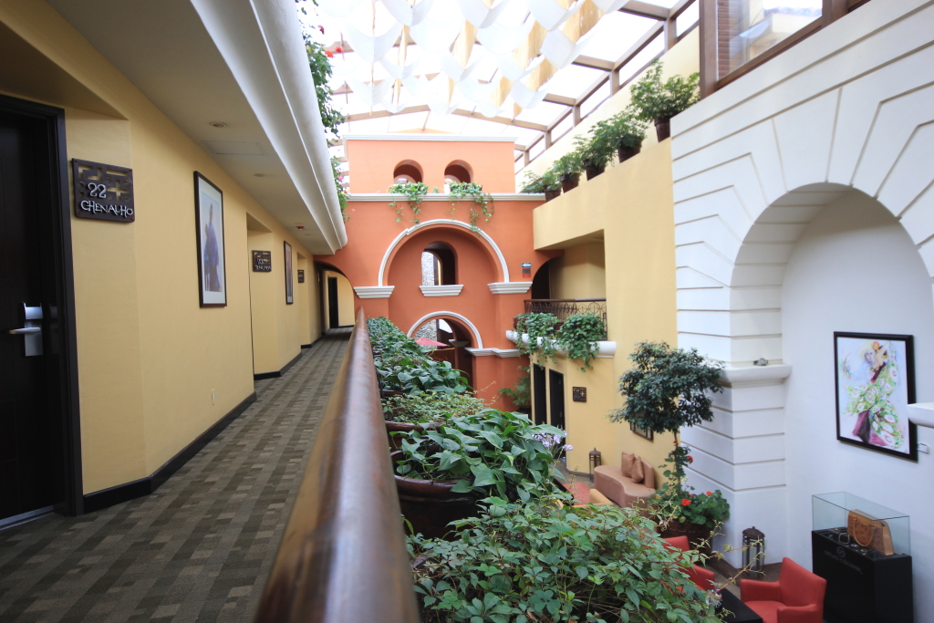 Experience unparalleled comfort and luxury at Casa del Alma Hotel Boutique & Spa in San Cristobal de las Casas, your ideal retreat for relaxation and adventure.