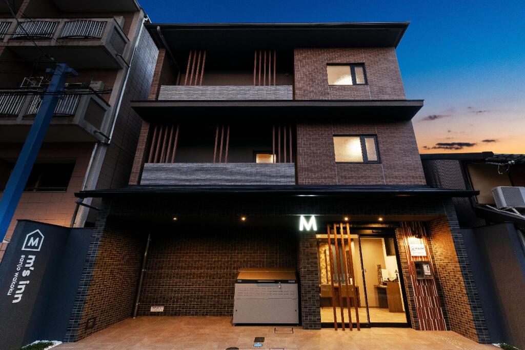 Discover comfort and convenience at M’s Hotel Sanjo Wakoku, a serene retreat in the heart of Kyoto, perfect for travelers seeking culture and relaxation.
