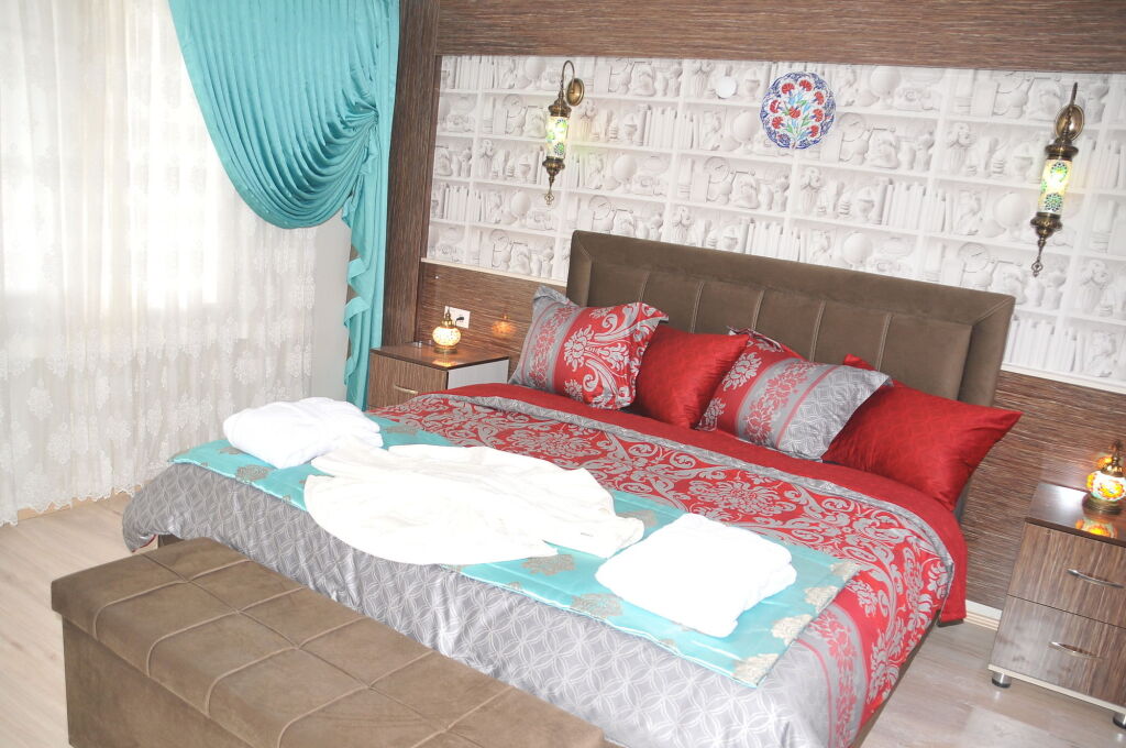 Discover the beauty of Pamukkale while enjoying budget-friendly accommodations at Hotel Goreme Sakura, your perfect getaway with all the amenities.