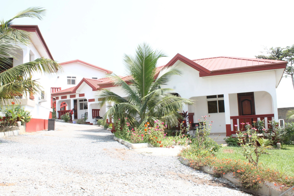 Discover comfort and local charm at Royal Elmount Hotel in Biriwa—your gateway to relaxation and exploration with top-notch amenities.