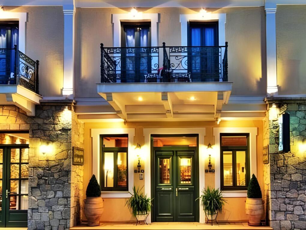 Discover the warmth of Artemis Hotel in the heart of Delphi, offering comfort and convenience with stunning views and great amenities.