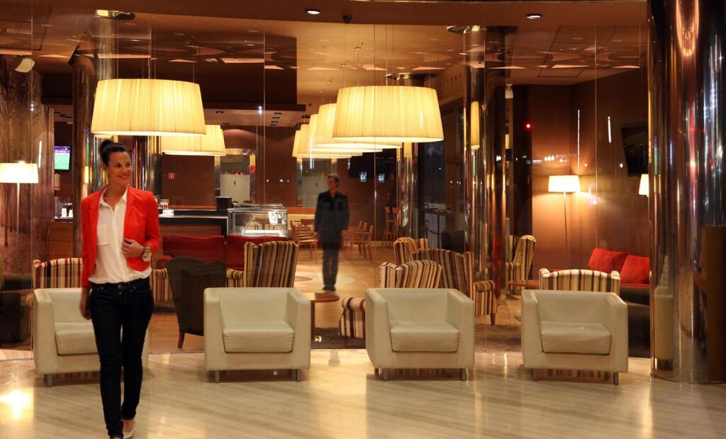 Discover unparalleled comfort and convenience at Hotel SB Ciutat Tarragona, where modern amenities meet rich history in the heart of Tarragona.